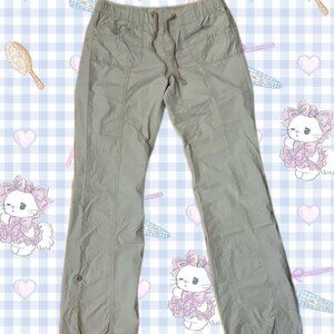 Old Navy Summer Khaki tan cargo pants